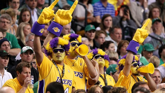 Lakers Fans