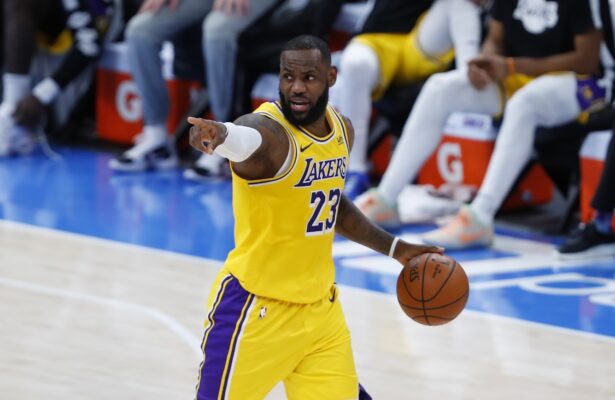 LeBron James breaks the silence when James Harden is being negotiated with Brooklyn Nets