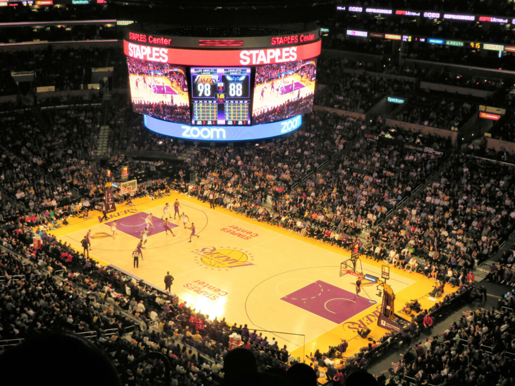 Lakers to indefinitely play without fans at Staples Center during 2020-21  season