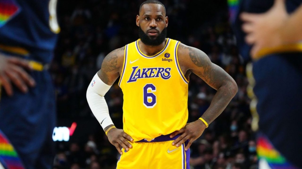 Lakers Rumors: LeBron James thinks Dec. 22 start date is 'too soon