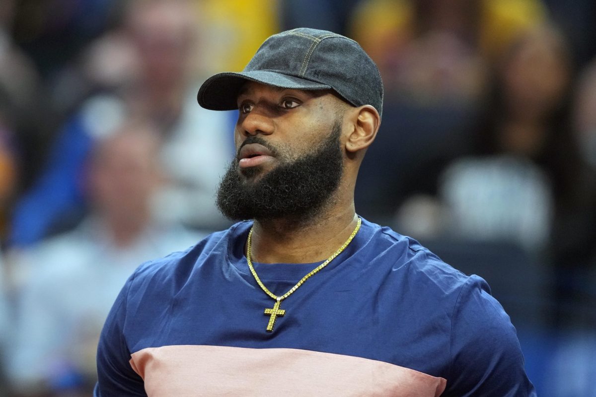 Report: LeBron James, Drake and Future being sued for $10M over hockey film rights
