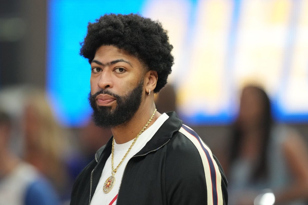 Report: Some within Lakers organization want to gauge Anthony Davis’ trade value