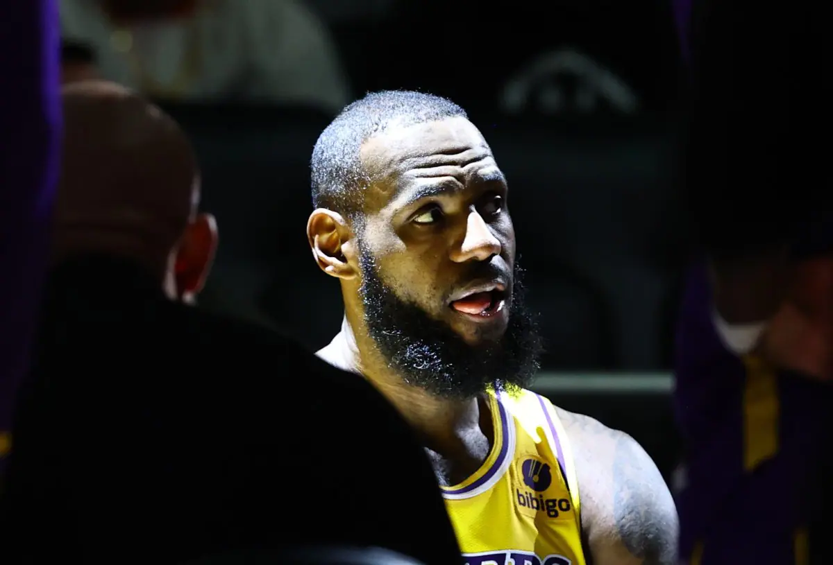 LeBron James, Lakers extend impressive streaks with most popular NBA jerseys  in 2022