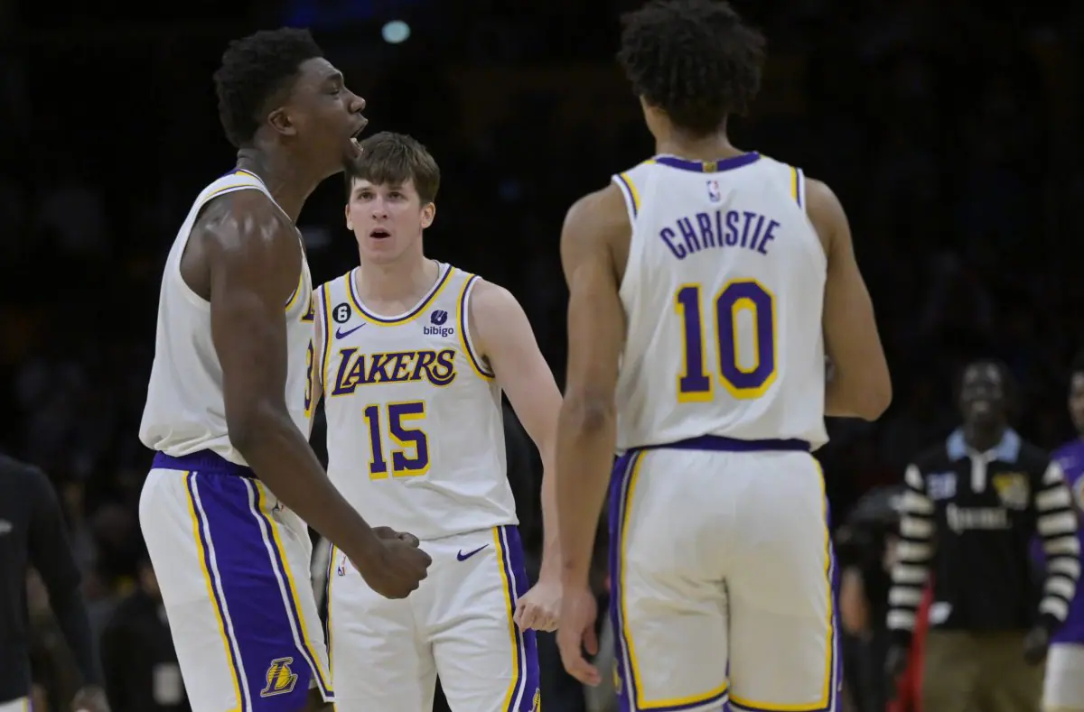 Anthony Davis preaches 'urgency' as Lakers lose critical game to