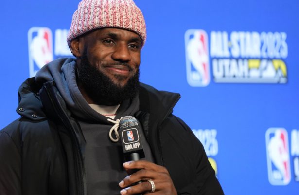 LeBron’s text message when Kyrie Irving asked him to come to Dallas Mavericks revealed