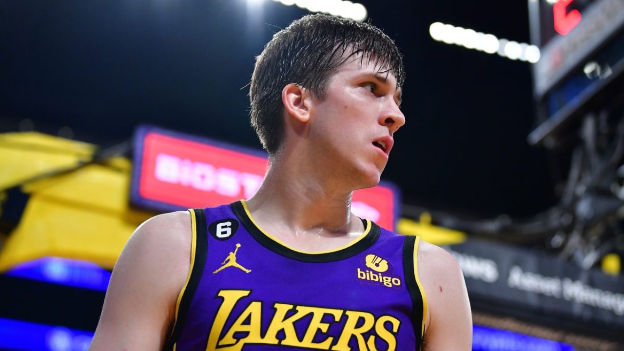 Lakers Lead on X: AUSTIN REAVES TONIGHT ⭐️ 18 minutes ⭐️ 17 points ⭐️ 2  rebounds ⭐️ 4 assists ⭐️ 2 steals ⭐️ 6/6 field goals ⭐️ 4/4 free throws  SHOULD'VE BEEN A RISING STAR! #LAKESH