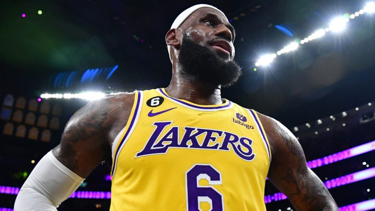 LeBron James admits he was 'disappointed' Lakers didn't trade for Kyrie  Irving in ESPN interview – Orange County Register