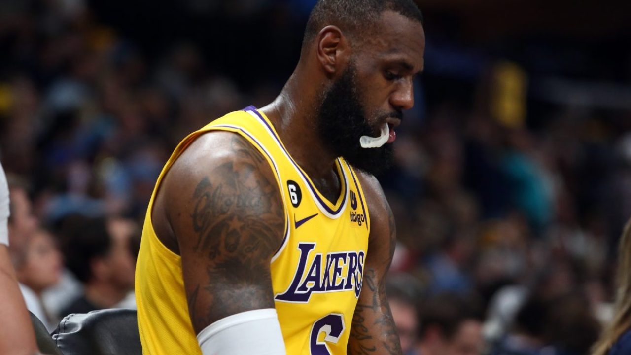 LeBron James wants sense of urgency from Lakers, and he wants it now – The  Denver Post