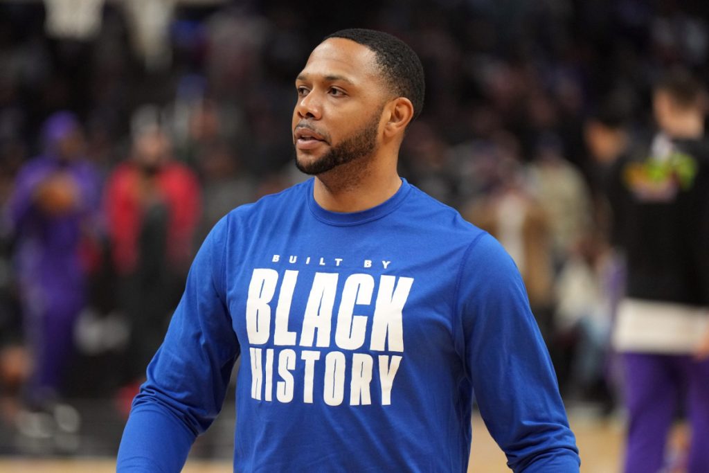Los Angeles Clippers guard Eric Gordon tries to shoot under