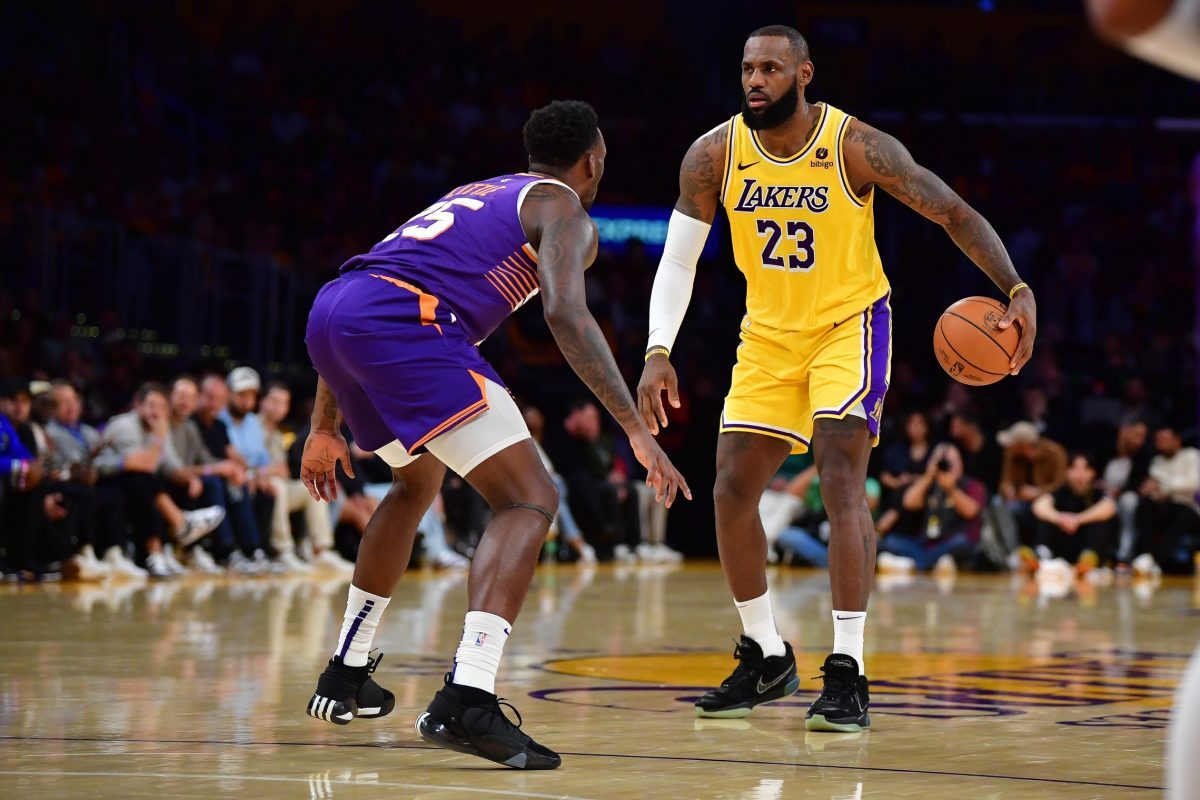 LeBron James Leads Lakers To Victory With Impressive Fourth Quarter