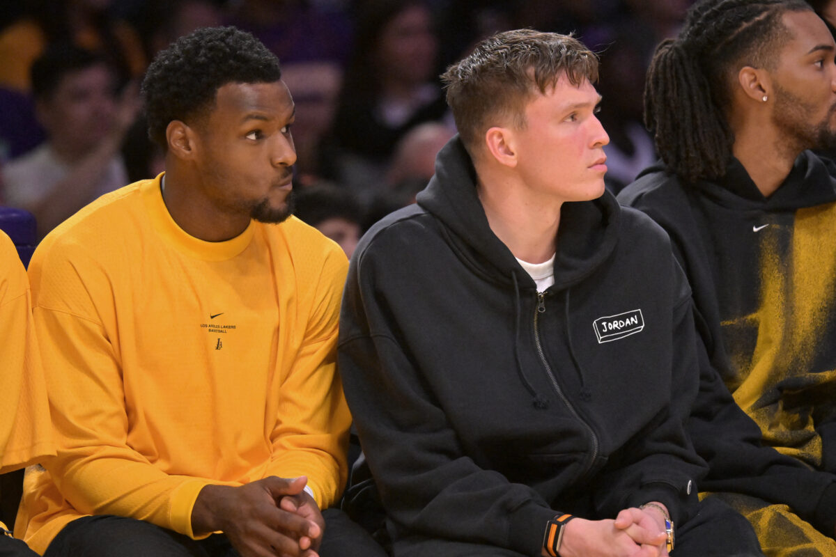 Report: Lakers exploring trades as October roster deadline looms