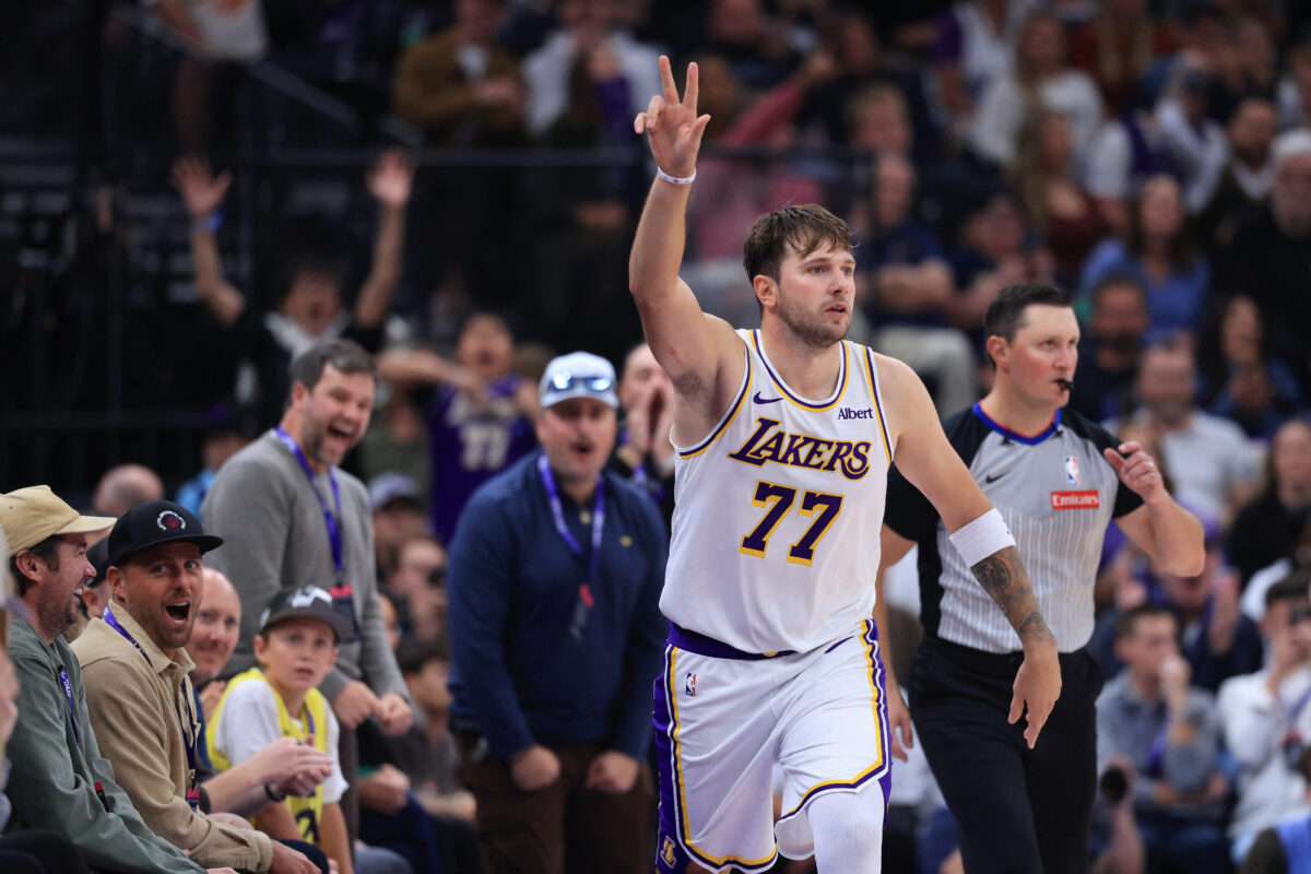 Luka Doncic misses out on NBA weekly award despite 52-point performance
